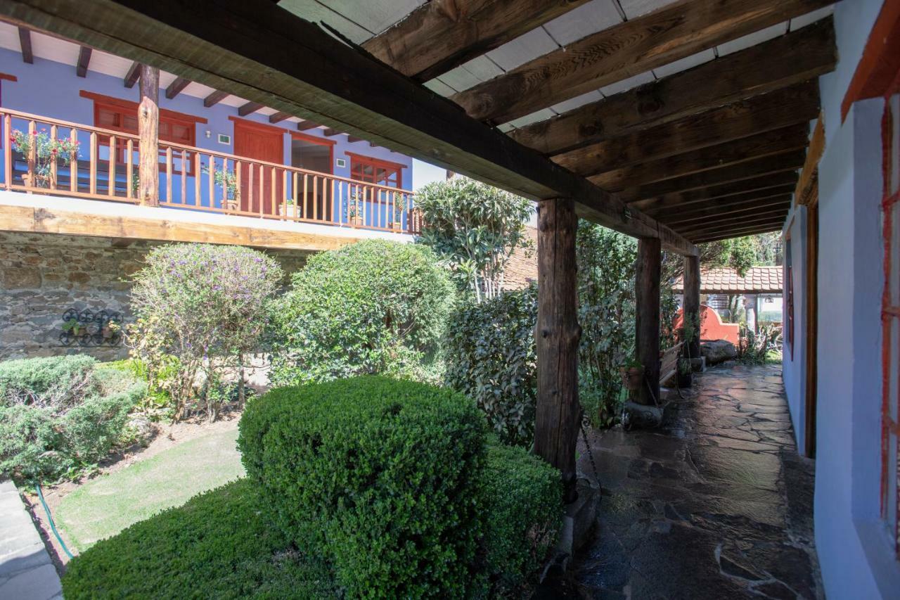 Отель La Casa Azul Huasca & Restaurante La Terraza Уаска-де-Окампо Экстерьер фото